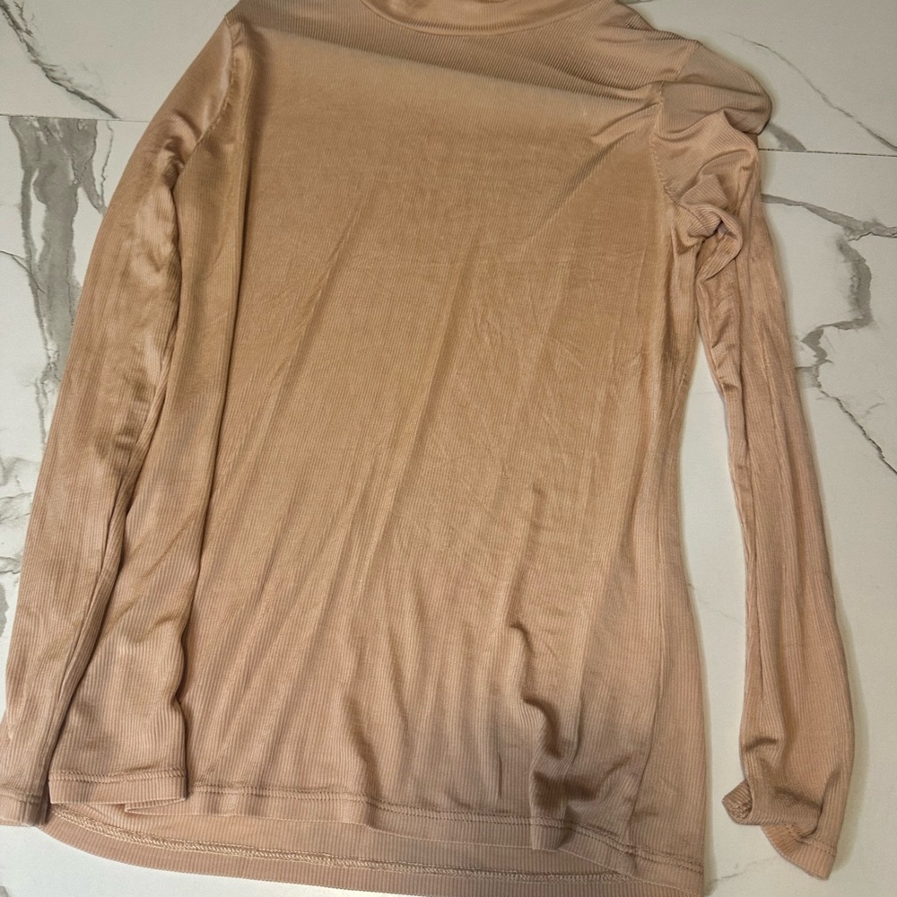 St. John Light Tan Ribbed Top